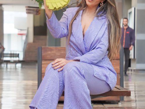 INVITADA PERFECTA CON MOOREA 
