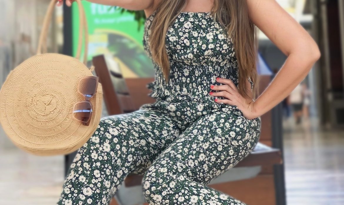 CONJUNTO DE DOS PIEZAS FLORAL CON INSIDE  